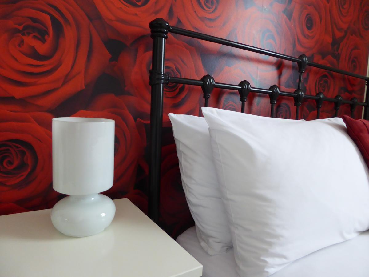 แบมบู เกสท์เฮาส์ Hotel บอร์นมัธ ภายนอก รูปภาพ